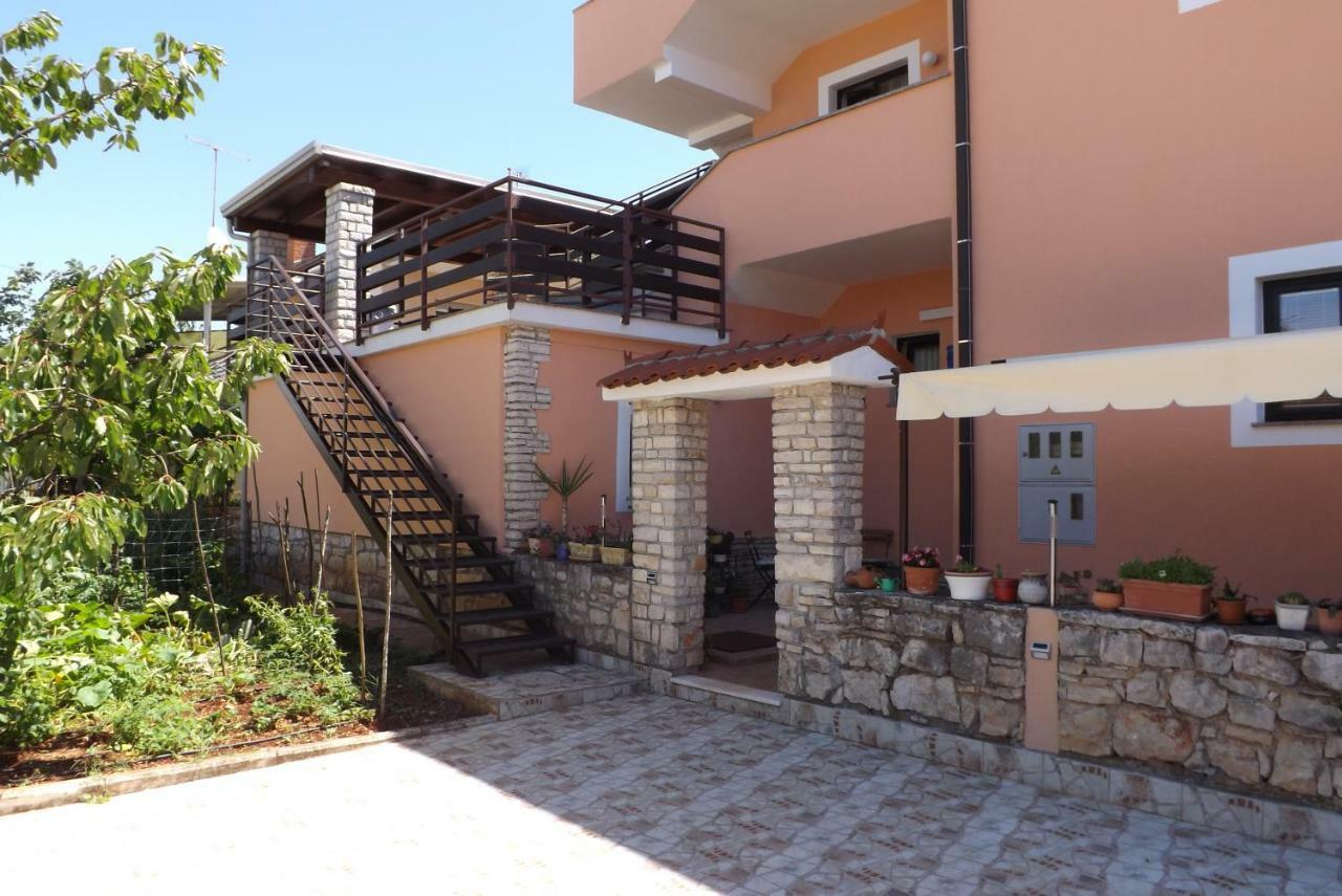 Apartmani Bubnic Умаг Экстерьер фото
